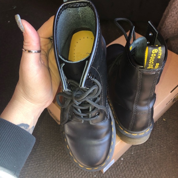 Dr. Martines classic combat boot - Picture 4 of 4